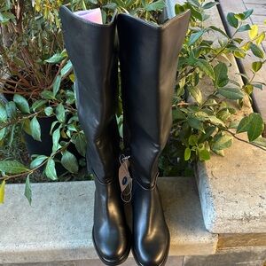 A New Day  Black Knee-High Women's Boots size 7. NWT